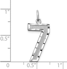 Großer Anhänger mit der Zahl 7 im glänzenden Schliff aus gegossenem 14-karätigem Weißgold 