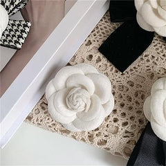 Stoff-Brosche mit Kamelienblüten für Damen, Kamelien-Perlenquasten-Brosche, Anstecknadeln, Korsage, Hochzeitsbroschen, Kleidung, Kleid, Mantel, Accessoires, Schmuck, Geschenk