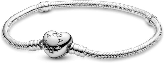 Pandora Moments Schlangenkettenarmband mit Herzverschluss – kompatible Moments Charms – Charm-Armband für Frauen – Geschenk für Sie, mit Geschenkbox