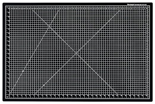 Dahle Vantage 10673 Self-Healing Cutting Mat, 24"x36", 1/2" Grid, 5 Layers for Max Healing, Perfect for Crafts & Sewing, Black